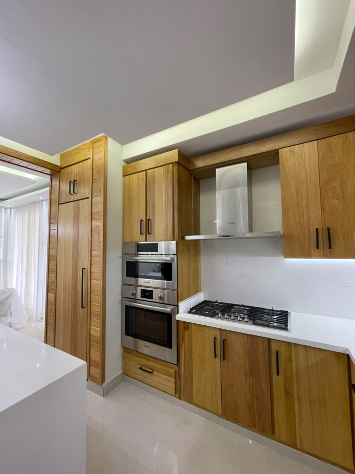 VENTA DE CASA AMUEBLADA EL DORAL CORONA PLAZA — foto 4