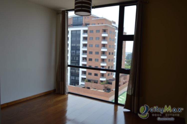 Apartamento en Venta en la Zona 10 Guatemala - Image 2