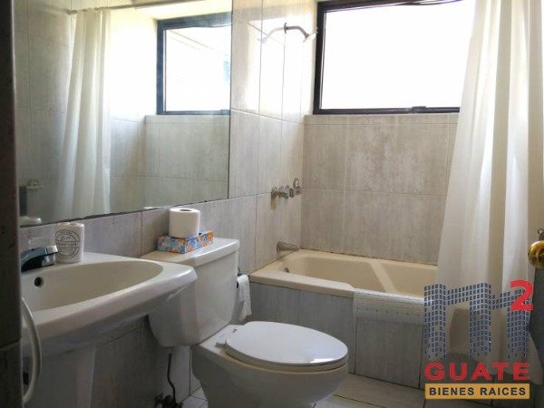 Apartamento de 100 m2 de construcción en Renta, Zona 14 — foto 3