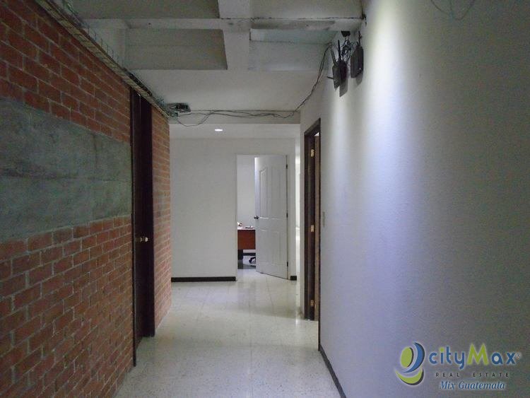 Espacio para oficina en Edificio 74, zona 9 - Image 1