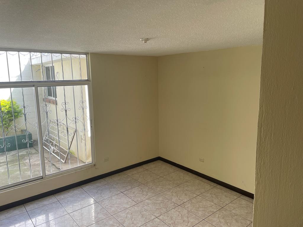 Casa en RENTA, San Jorge zona 11 - Image 3