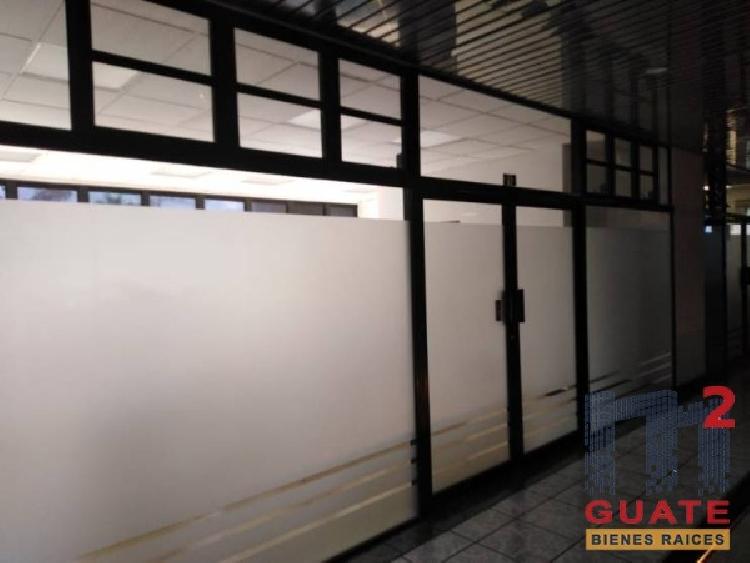 Local de 45 m2 de construcción en Renta, Zona 10 — foto 3
