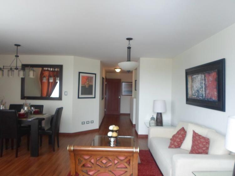 SE VENDE APARTAMENTO EN LAS GEMAS ZONA 11 - Miniatura 7