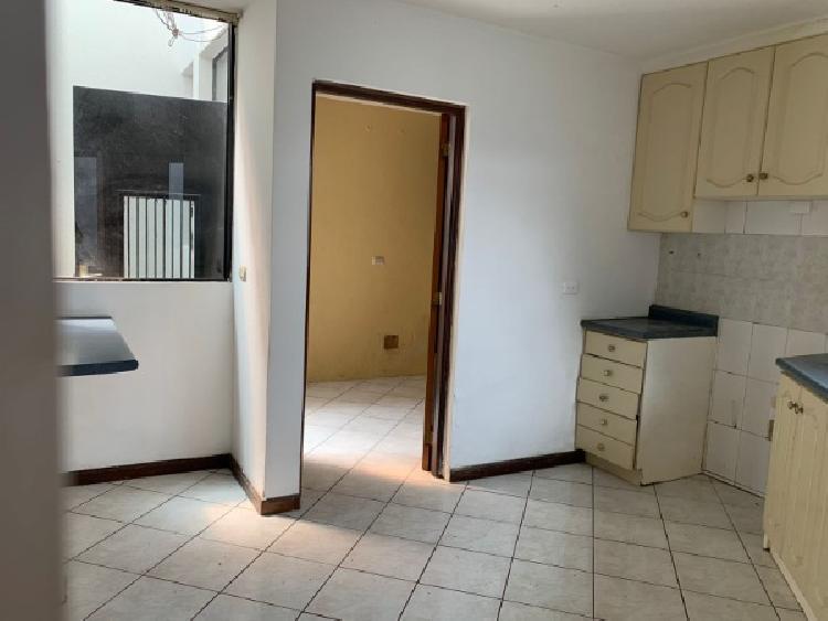 CASA EN RENTA EN ZONA 15 VHI — foto 3