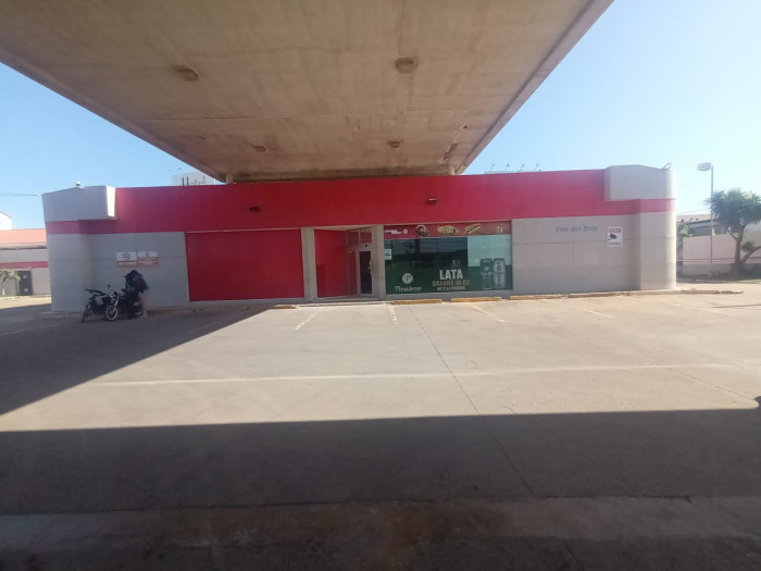 Renta de Local comercial en la Romana - 3