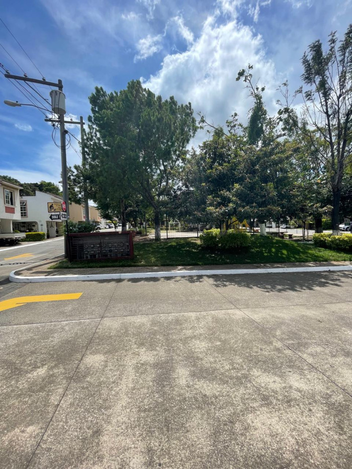 CASA EN VENTA  CONDOMINIO VIÑAS DEL SUR  FASE 2 V.N - Miniatura 3