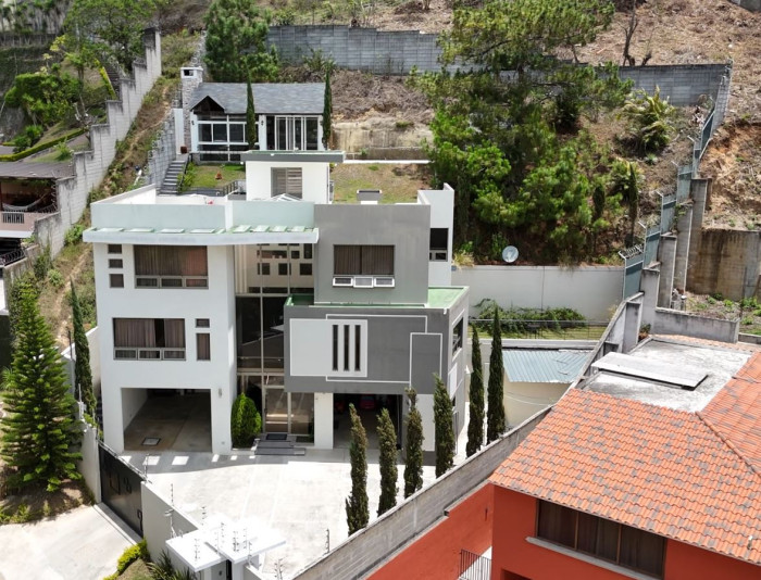 Casa grande en venta zona 16 la montaña - Miniatura 18