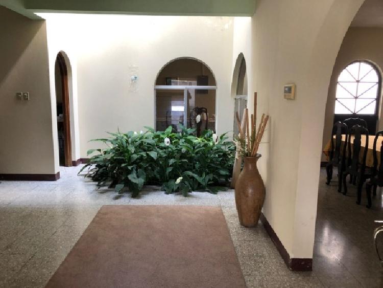 Casa en Venta Fuera de Garita en Zona 10 — foto 5