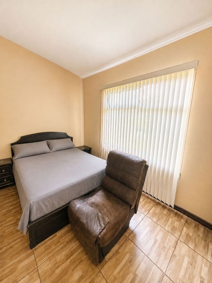 Hermosa Casa en Venta, Caballo Blanco, Cartago - 5