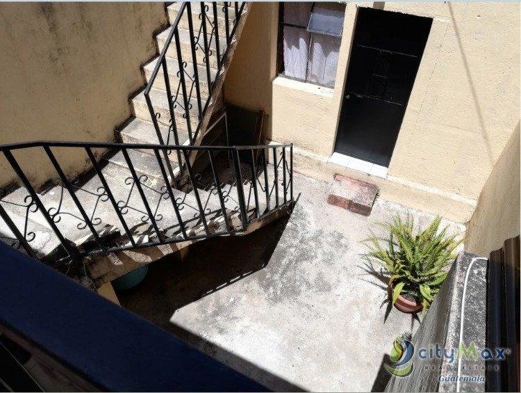 SE VENDE Casa en Zona 11 Mariscal Guatemala - Image 5