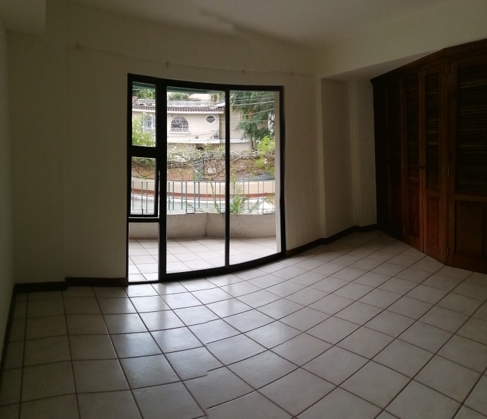 RENTA  APARTAMENTO DE 3 HABITACIONES EN ZONA 15 VH2 - Miniatura 9