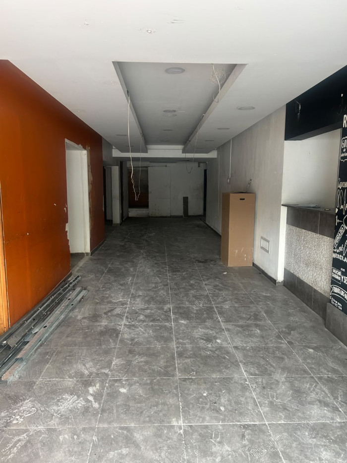 Local comercial en renta en Los Prados Primer piso - 4