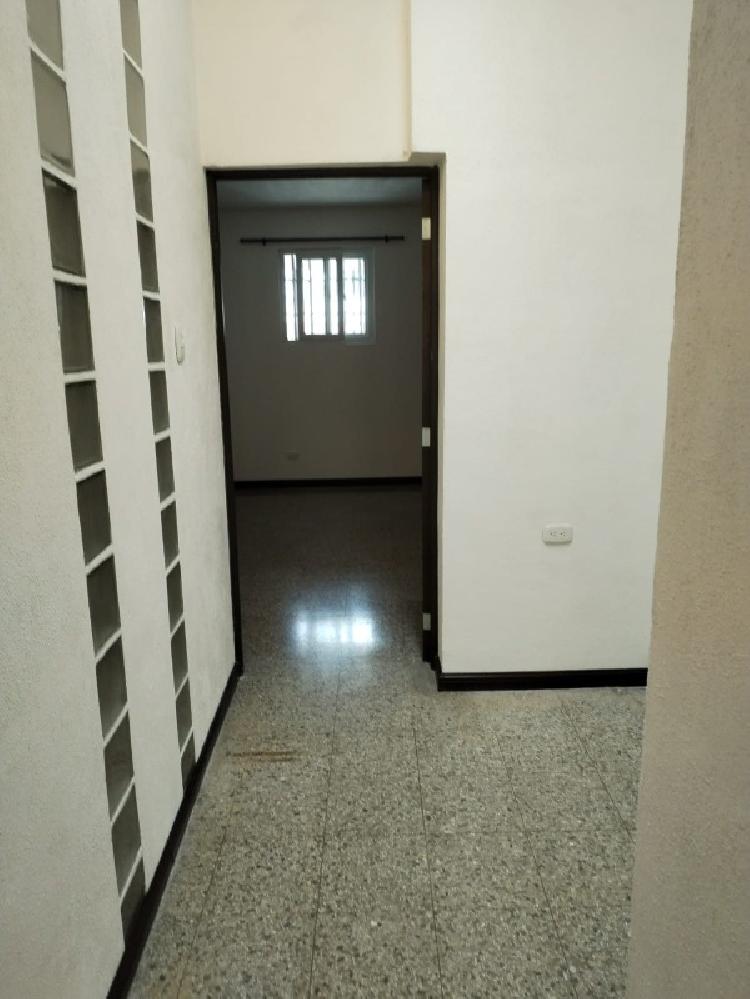 APARTAMENTO EN RENTA EN ZONA 15/MUNDO INMOBILIARIO — foto 7