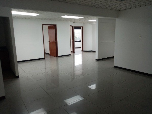 Alquiler de oficina en zona 10 — foto 6