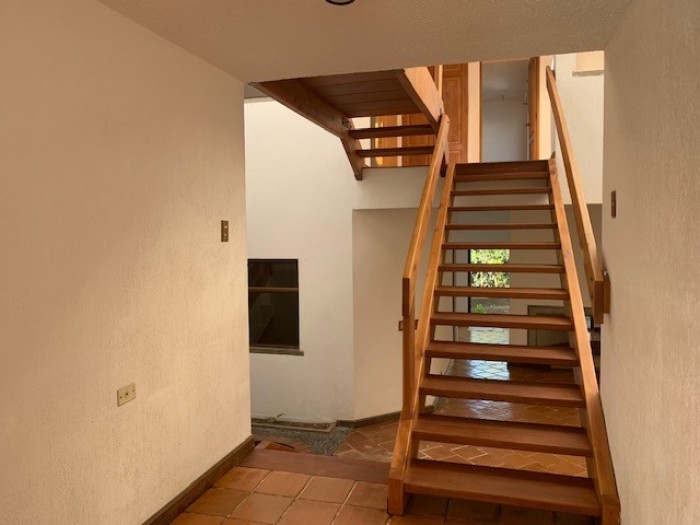 Casa en venta en colonia Lo de Bran zona 3 - Image 3