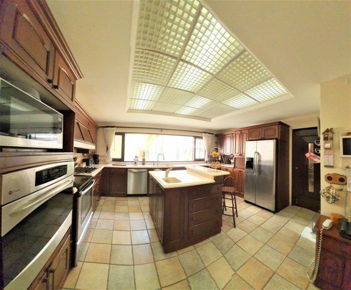 Hermosa Casa en Venta en Zona 14 Guatemala - Miniatura 15