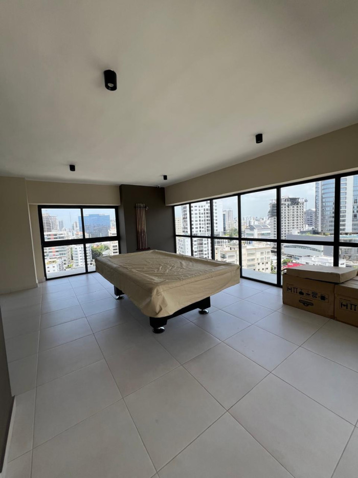 Apartamento en renta 1 habitacion en Naco piso alto - 11
