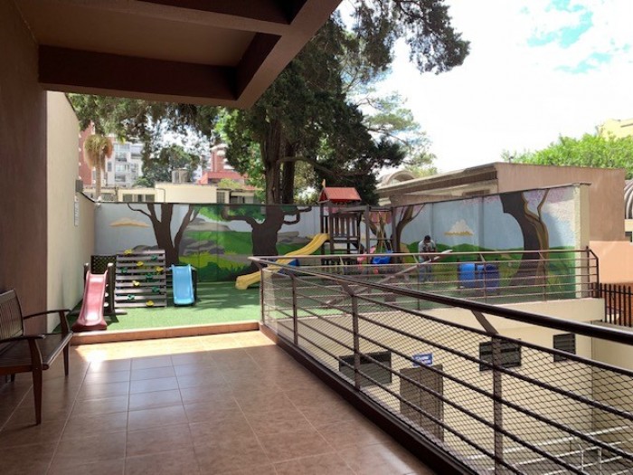 VENTA y RENTA amplio Apartamento en zona 14 - Miniatura 9