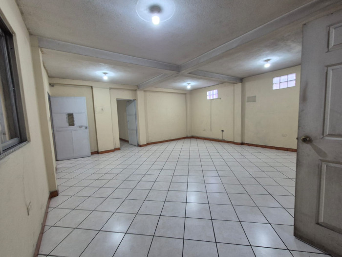 Edificio Comercial en Venta en Zona 7, Ciudad de Guatemala - Miniatura 4