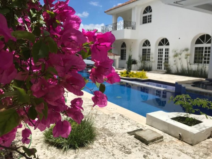 VENDO CASA EN RESIDENCIAL EXCLUSIVO EN CAYALA ZONA 16 — foto 6