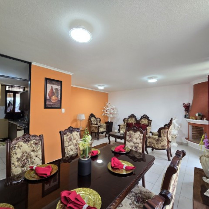 Casa en Venta Quintas Los Encinos Zona 7 de Mixco - Miniatura 7