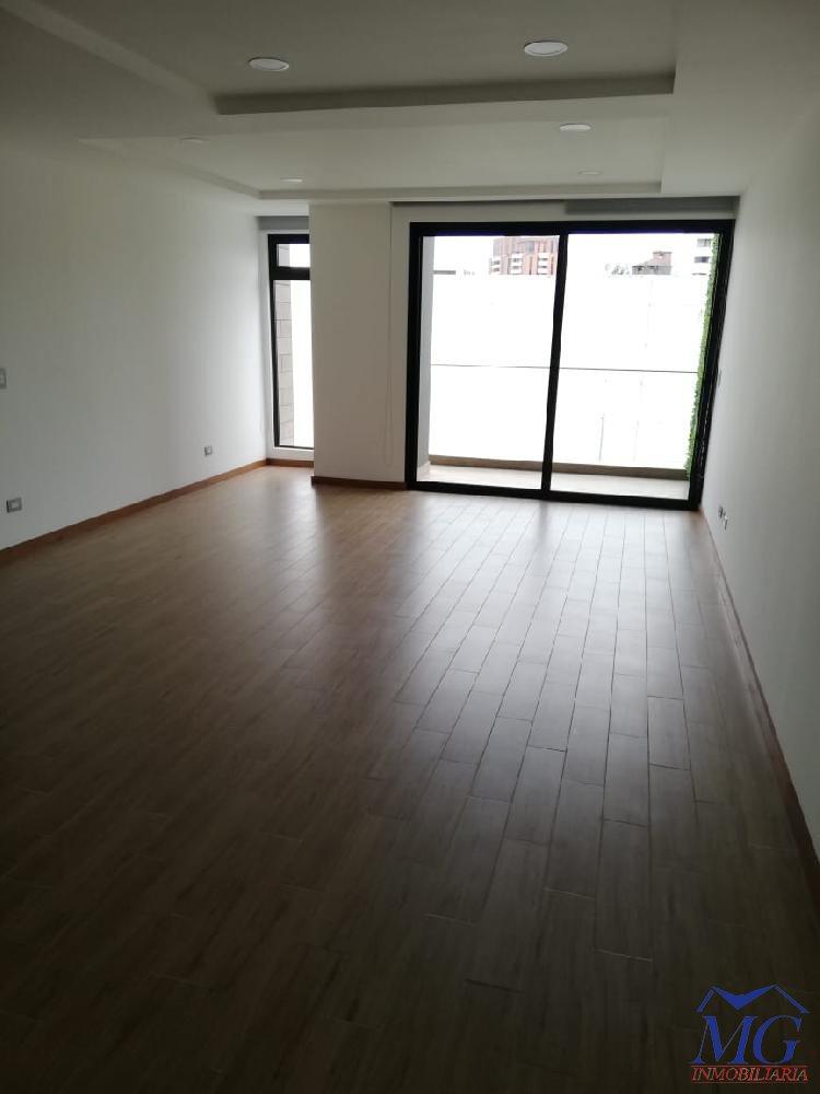 RENTO APARTAMENTO EN EDIFICIO ELEVA