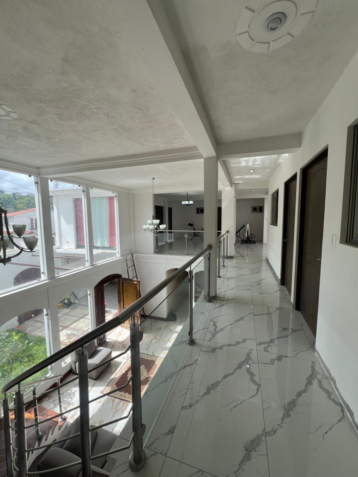 Hermosa Casa moderna en Venta a 10 minutos de Antigua - Miniatura 16