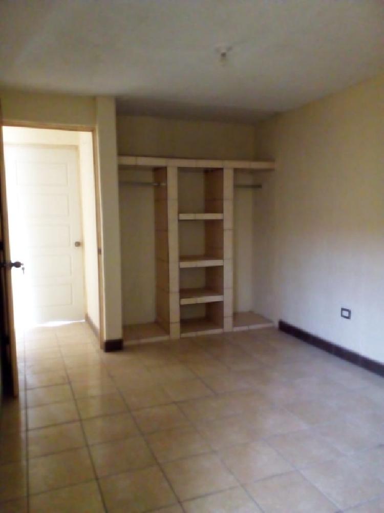 CASA EN RENTA EN VILLAS PALERMO ,MIXCO - 2