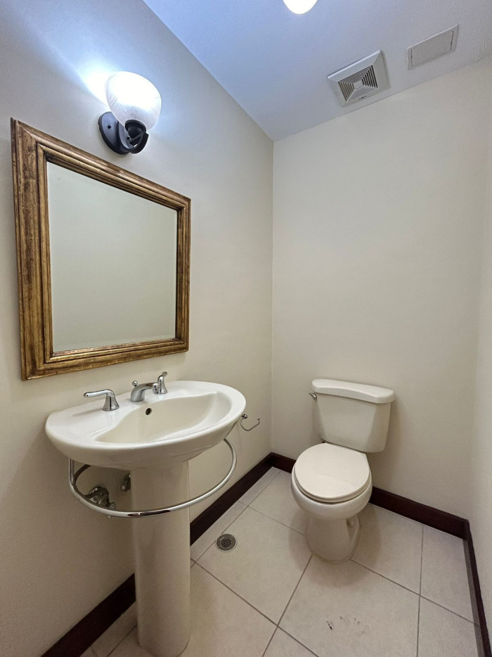 Apartamento de 3 habitaciones en renta en zona 10 — foto 3
