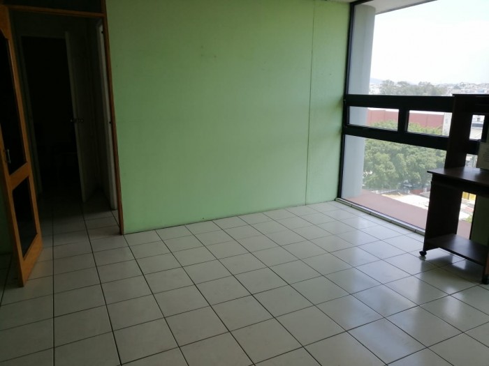 Plus Real Estate renta oficina en zona 9 — foto 3