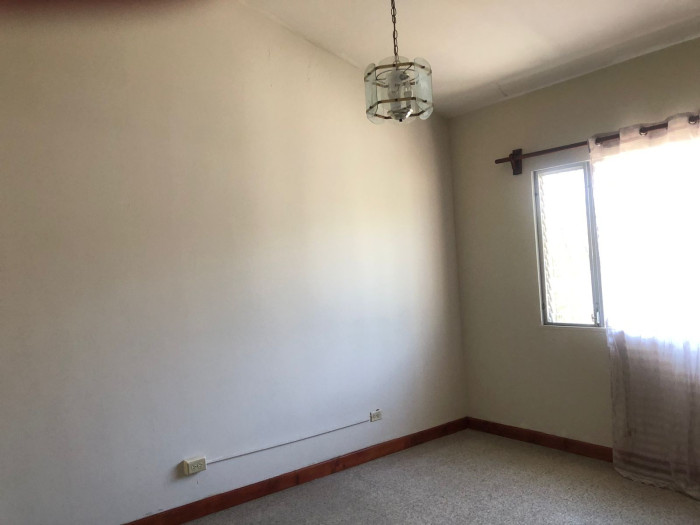 Plus Real Estate renta/vende casa comercial en zona 14 — foto 7