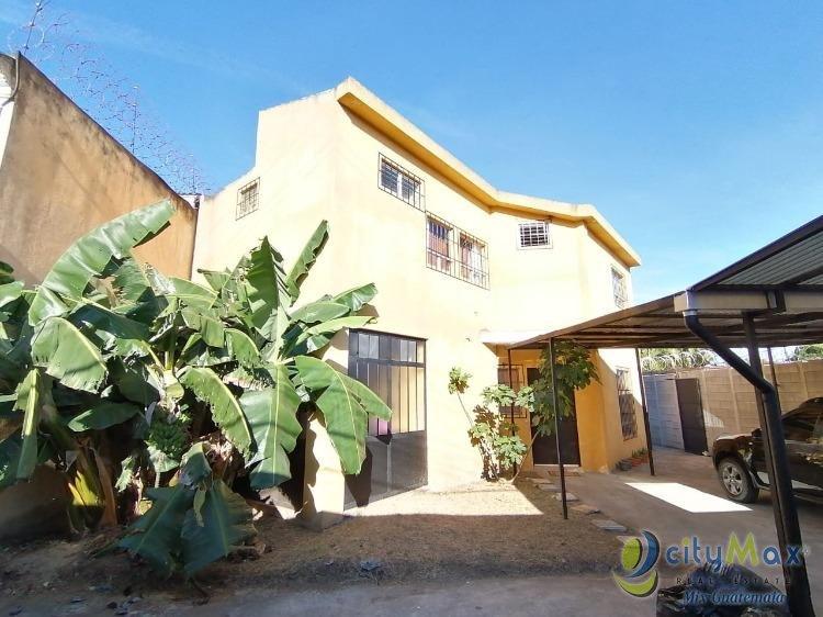 Casa en venta en el Sector B-1 de San Cristobal - Image 1