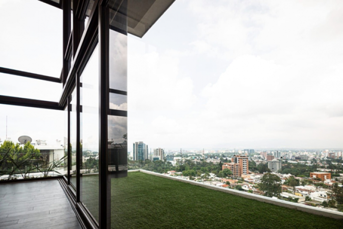Plus Real Estate Vende / renta Penthouse en zona 15 — foto 6
