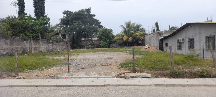 PROPIEDAD EN #RENTA O #VENTA EN IZABAL - 2