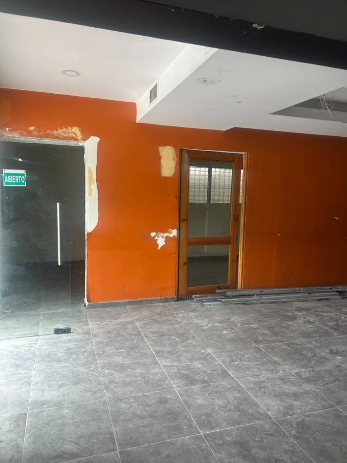 Local comercial en renta en Los Prados Primer piso - 5