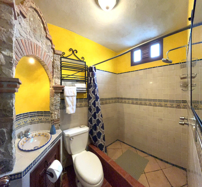 Casa grande en venta en Antigua Guatemala amueblada — foto 14
