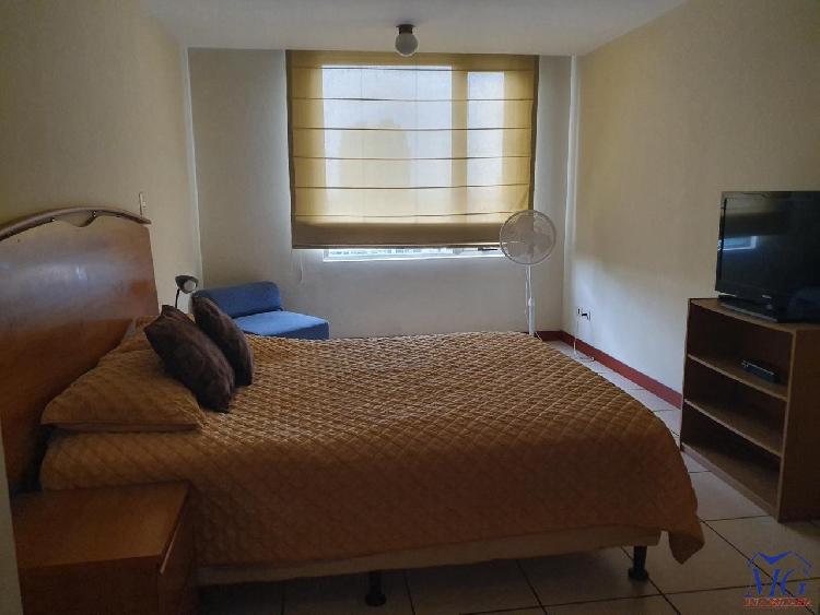 RENTO APARTAMENTO SANTA MARIA, ZONA 10 — foto 2