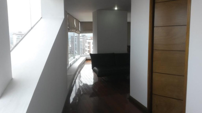 Apartamento amueblado en renta en la zona 13 — foto 6