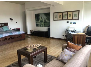 Apartamento amueblado de lujo en alquiler zona 14 - Image 2