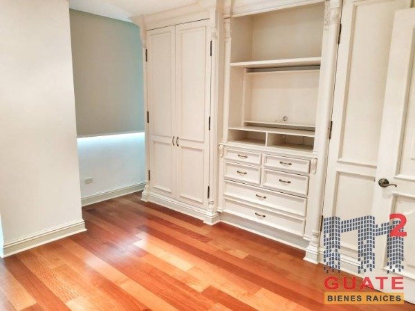 Apartamento de 322 m2 de construcción en Renta, Zona 14 — foto 3