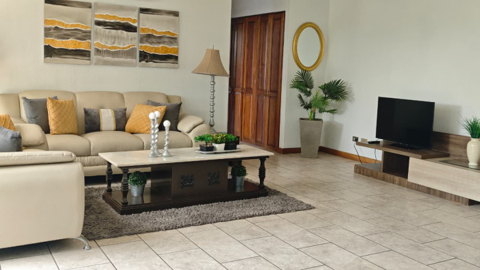 Alquilo apartamento en Las Terrazas San Benito - 3