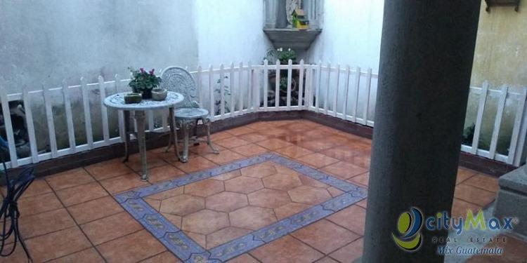 Casa en Venta Zona 2 de San Lucas Sacatepequez - Image 3
