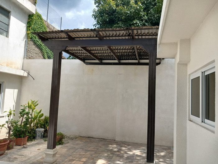 CASA REMODELADA EN VENTA EN ZONA 1 - Miniatura 10