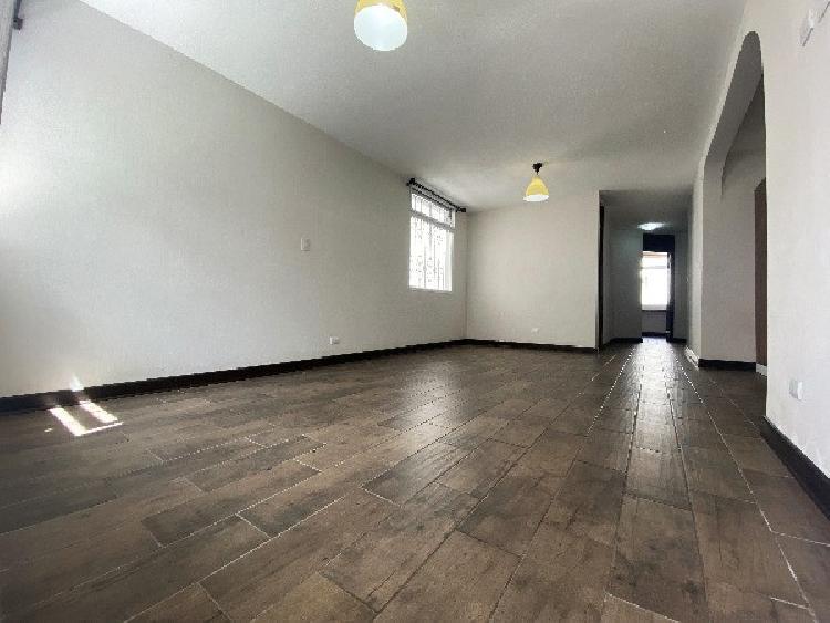 Apartamento Renta | Zona 16 | Residenciales San Carlos — foto 2
