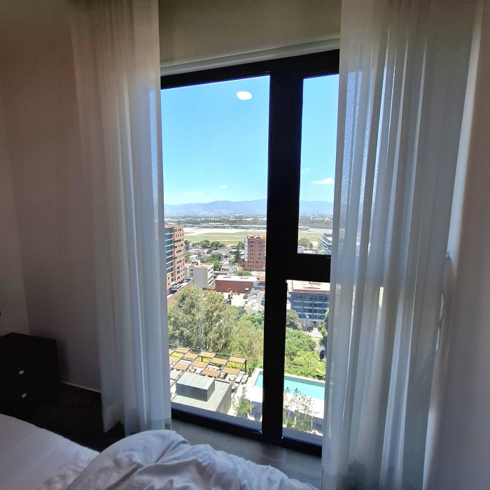 Apartamento Amueblado de 3 Habitaciones en Parque 14 - Miniatura 12