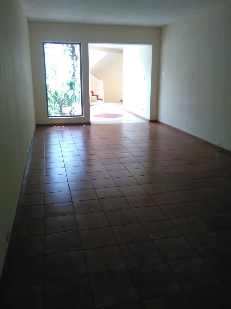 Plus Real Estate renta casa en zona 14 — foto 2