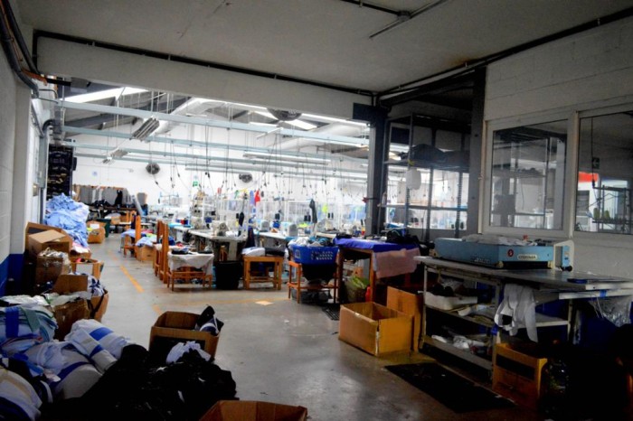 Venta de Ofibodega dentro de Empresarial  zona 4 Mixco - Miniatura 4