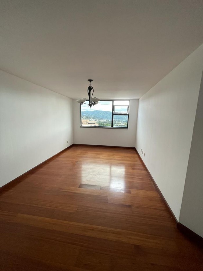ALQUILO APARTAMENTO EDIFICIO BELLAGIO ZONA 14 — foto 7