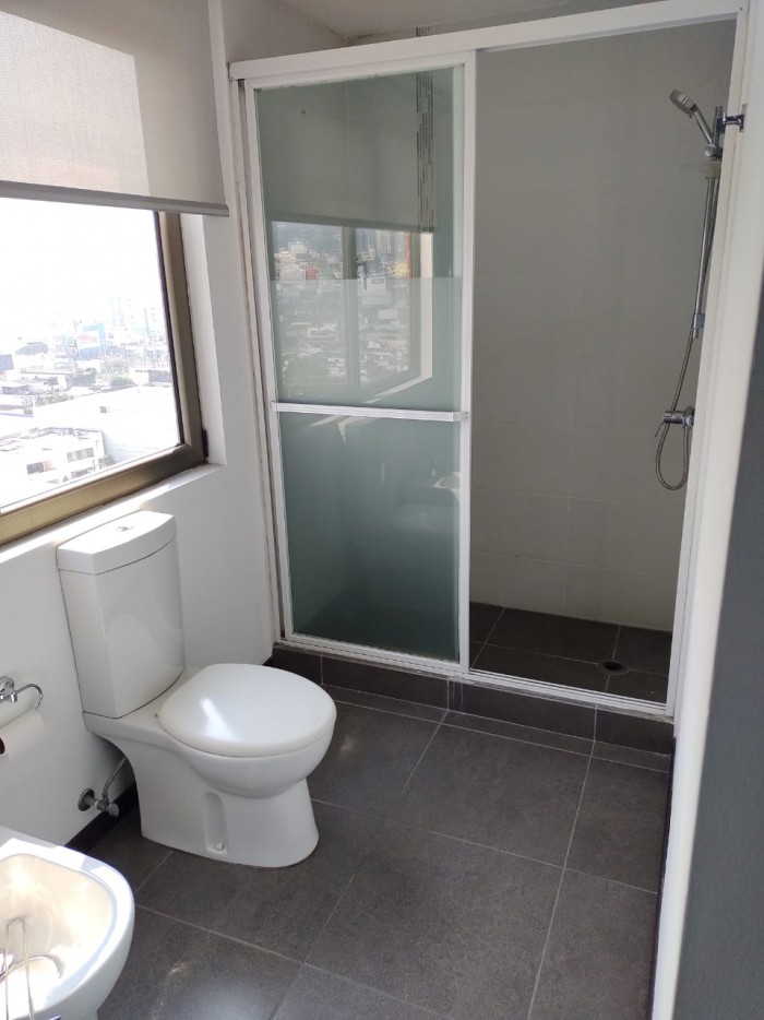 VENDO Apartamento en Neo, Zona 10 - Miniatura 8