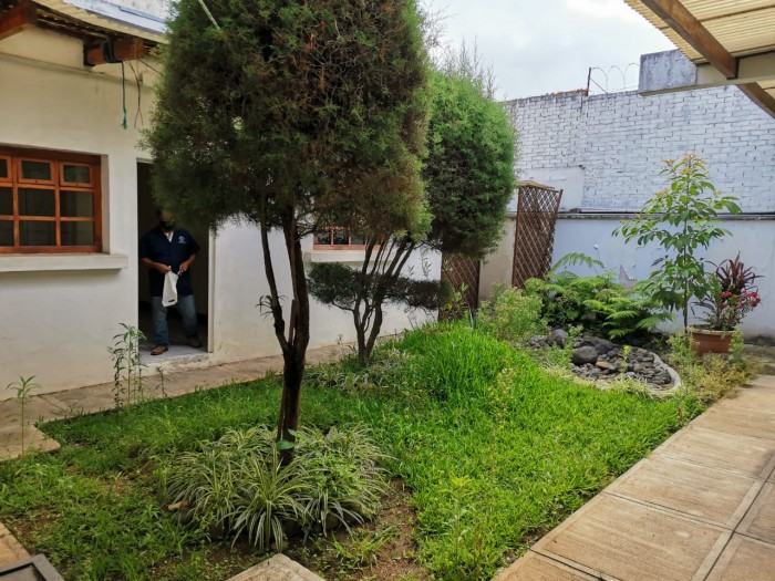 Plus Real Estate renta hermosa casa para oficina zona 10 — foto 10